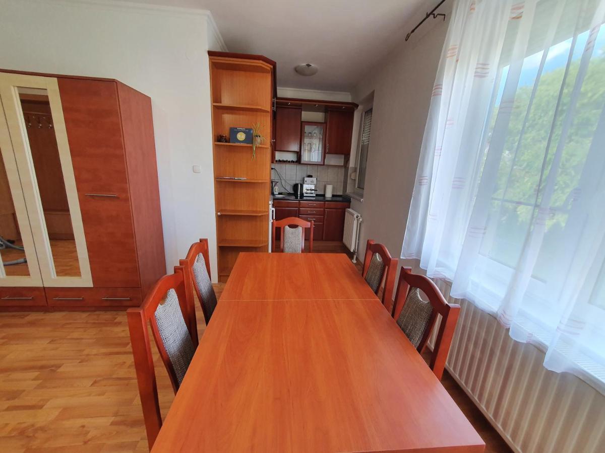 Fischer Apartman 3 Hajduszoboszlo Ngoại thất bức ảnh